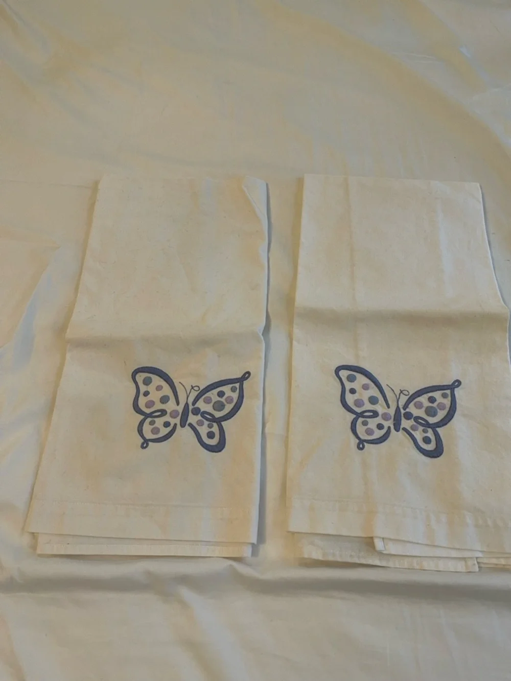 Pottery Barn Decorative Cotton Guest Hand Towel w Butterfly Embroidery Set of 2